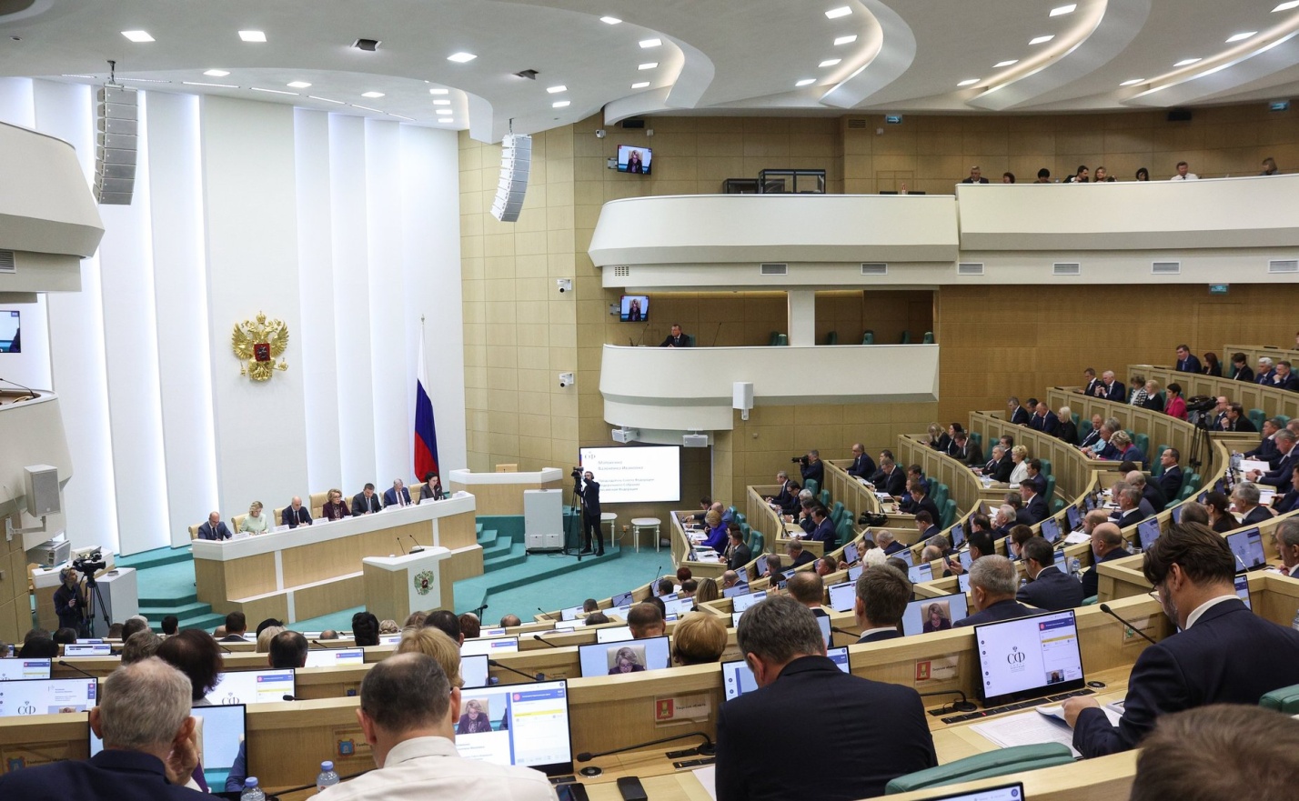 Игорь Мартынов: несмотря на сложную ситуацию, бюджет РФ поддержит регионы
