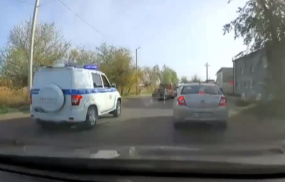 Благодаря полицейским астраханка со схватками успела доехать до роддома вовремя