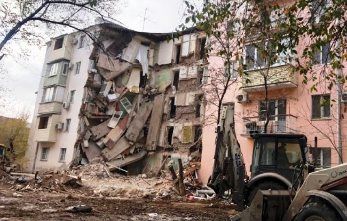 В Астрахани жильцы обрушившегося дома получат выплаты за утраченные квартиры по рыночной стоимости