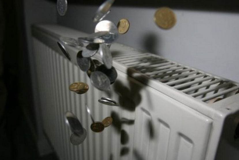 За горячую воду и отопление астраханцы задолжали 568 миллионов