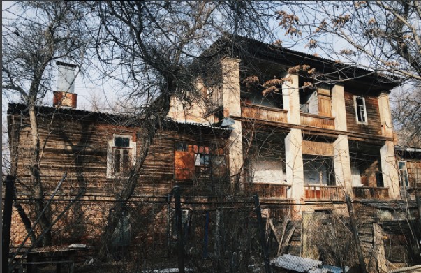 В Астрахани снесли старинный дом купца Варвация