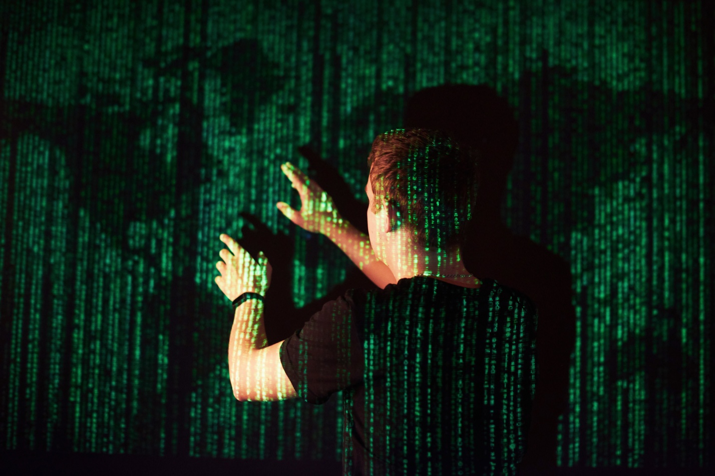 В Астрахани появится киберполигон для подготовки экспертов по работе с ИИ