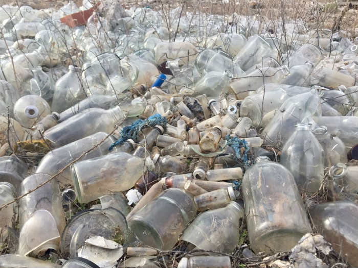 Под Астраханью обнаружили огромную свалку, видимую даже со спутника