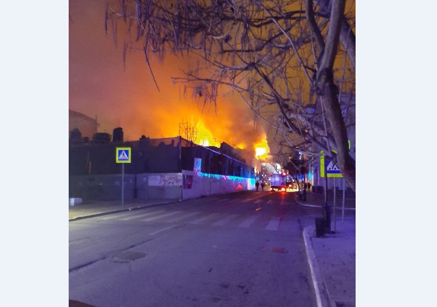 Судьба двоих астраханцев после пожара на Советской неизвестна