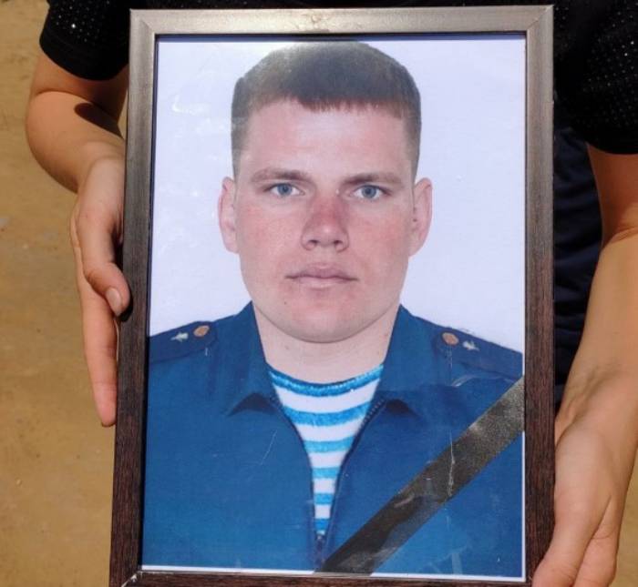В Икрянинском районе похоронили молодого астраханца, погибшего в спецоперации на Украине