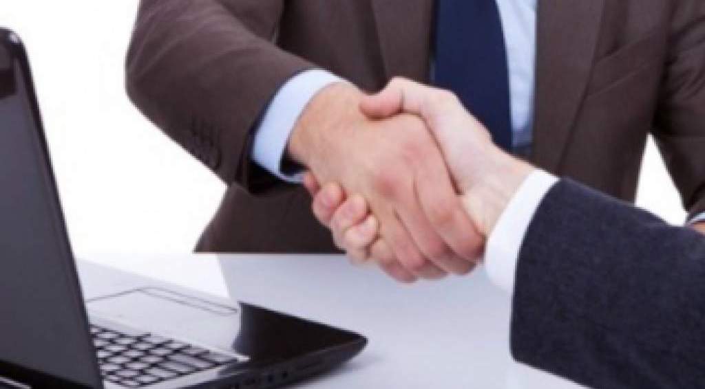 Прием на работу экс-сотрудника администрации закончился для астраханского предпринимателя штрафом