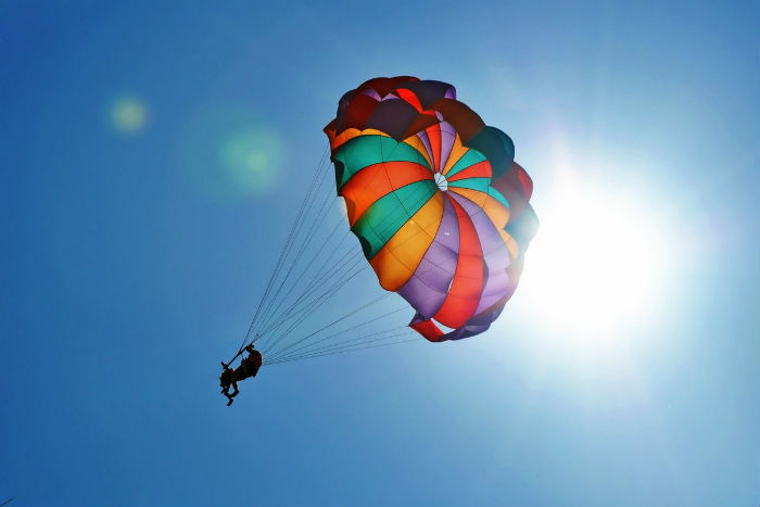 26 ахтубинских кадетов рисковали жизнью, прыгая с трухлявыми парашютами