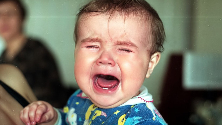 Астраханка довела новорожденную дочь до истощения