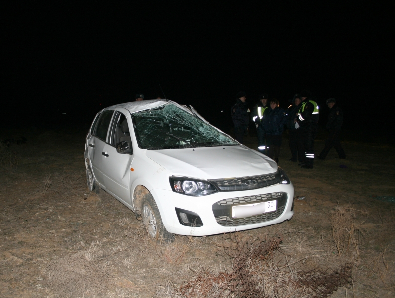 Под Астраханью перевернулась «Лада» - погиб водитель