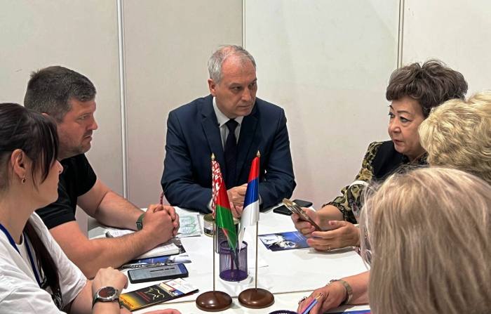 В торговой сети Астрахани могут появиться белорусские продукты питания