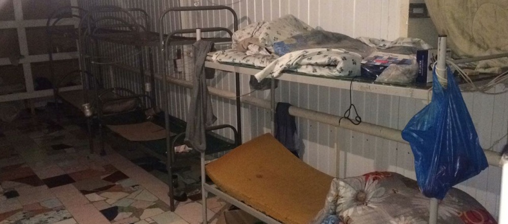 Астраханское предприятие, которое удивило нас: антисанитария, нелегалы и тухлая рыба 