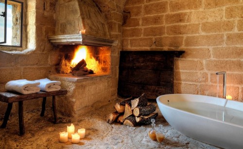 В понедельник в Астрахани не будет воды и света