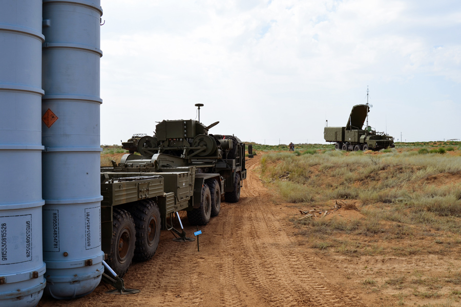Ашулук: российские военные ближе соперников к "Ключам от неба" 