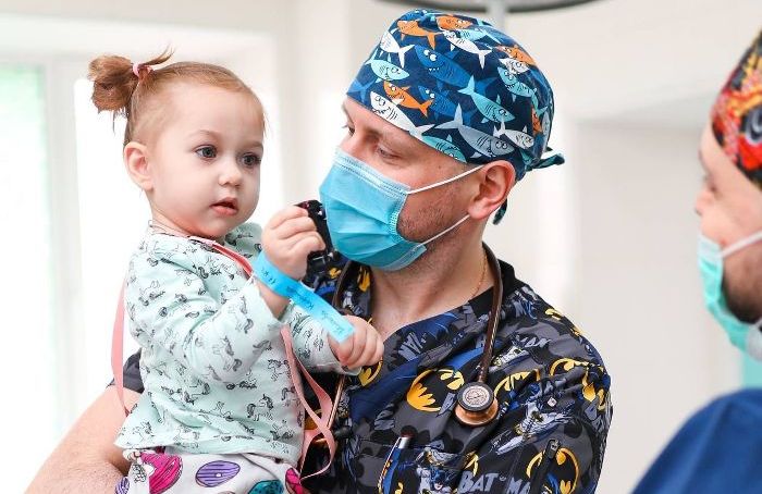 «Операция Улыбка»: лучшие хирурги России приглашают детей с врожденной расщелиной губы и нёба на бесплатные операции в Астрахани 