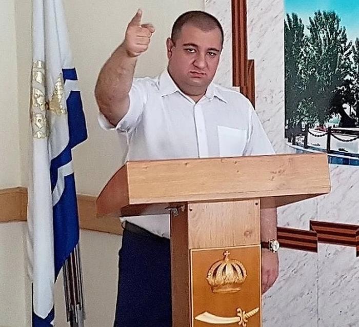 Карен Григорян: "Малый бизнес нужно срочно поддержать. Разрешить работу"