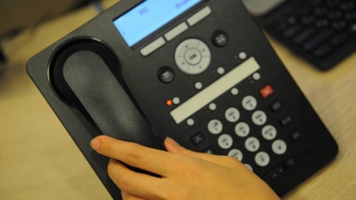 Горячая линия поможет астраханским выпускникам и их родителям снять напряжение перед экзаменами