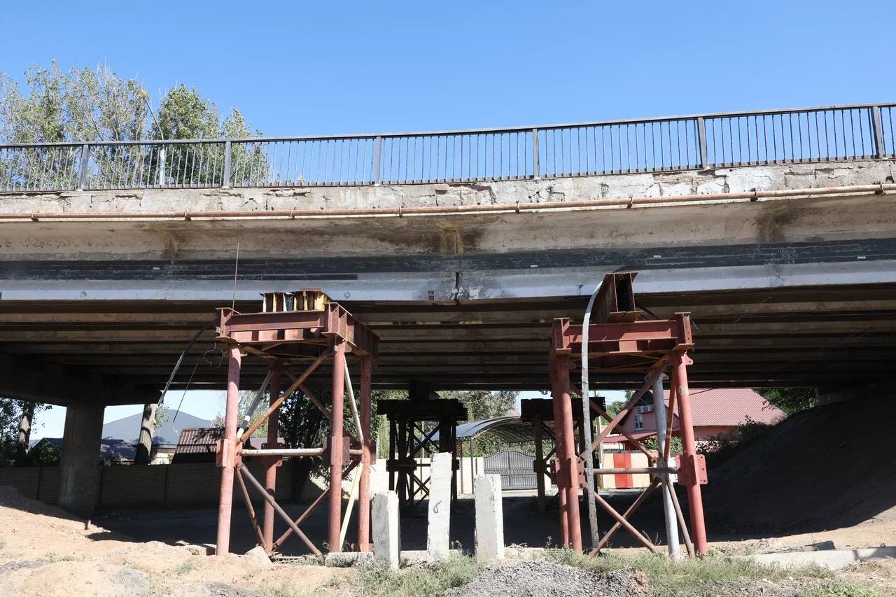 Аэропортовский мост в Астрахани частично закрывают из-за опасного состояния