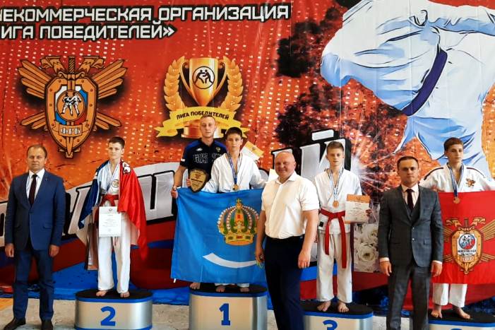 Юные астраханцы выиграли 7 медалей на первенстве России по рукопашному бою