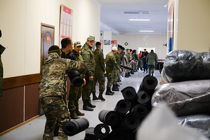 Мобилизованным астраханцам в воинские части Волгоградской области доставили гумпомощь 