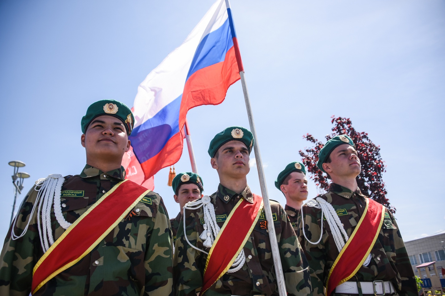 Под Астраханью почтили память солдата, героически погибшего в ходе спецоперации на Украине