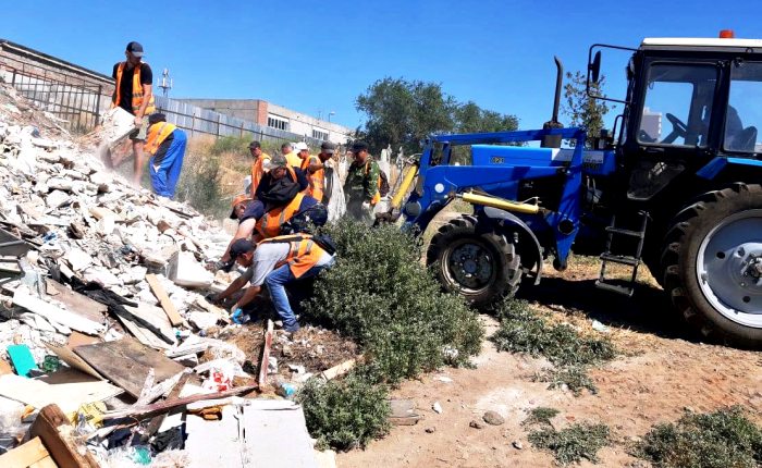 С начала года  в Астрахани ликвидировали более 1815 незаконных свалок