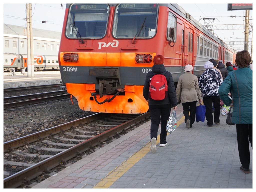 Электрички в Астраханской области будут ходить чаще