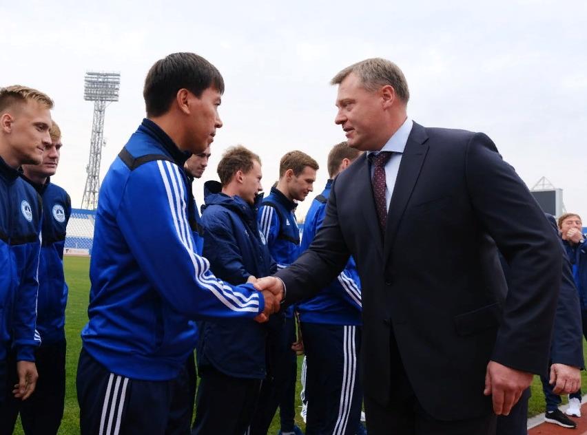 Игорь Бабушкин – футболистам «Волгаря»: Выигрывайте чемпионат, деньги на следующую лигу найдем…