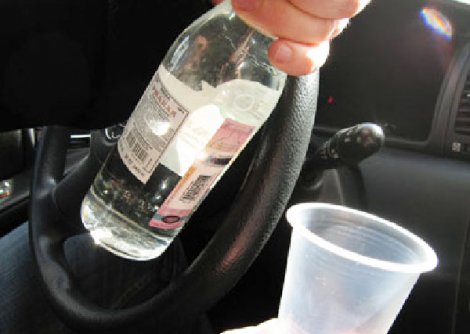 В Астрахани из-за пьяного водителя два его пассажира пострадали, один погиб