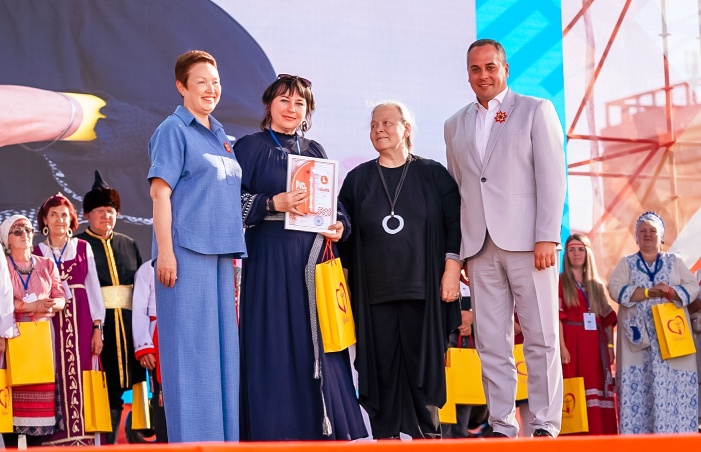 Астраханка с «Героями невидимого фронта» победила во Всероссийском конкурсе «Русь мастеровая»