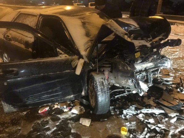 Страшное ДТП с семью пострадавшими произошло ночью в Астрахани. Видео