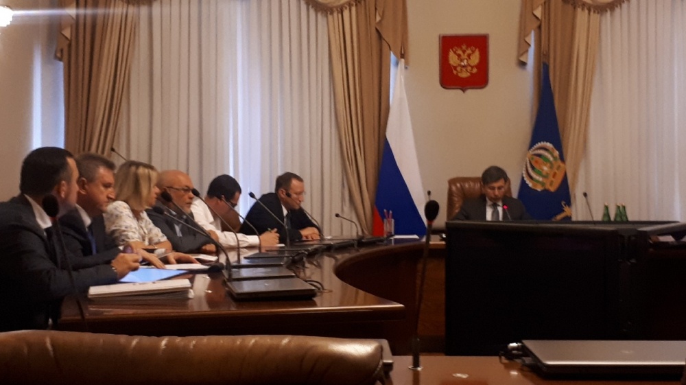 Руководитель правительства Астраханской области не исключает новые кадровые перестановки 