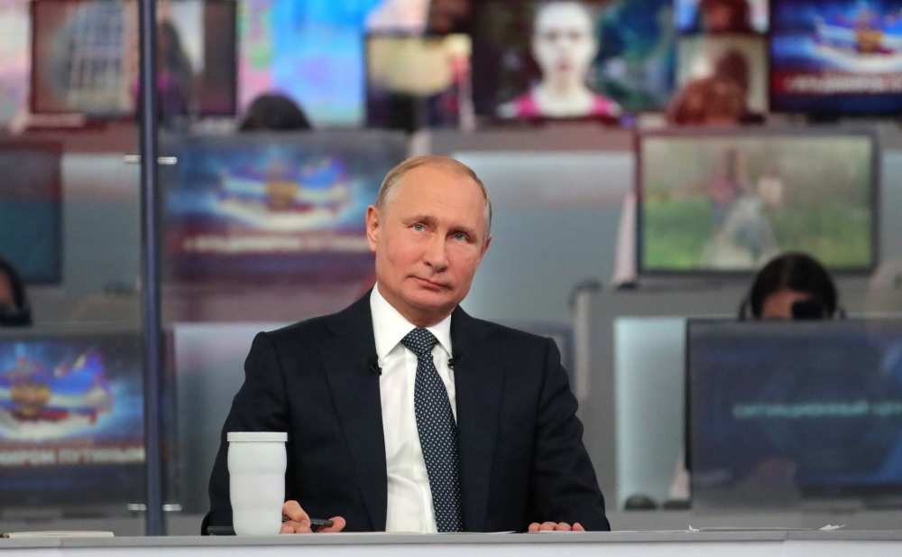"Прямая линия" с Путиным стала хорошо срежиссированным шоу