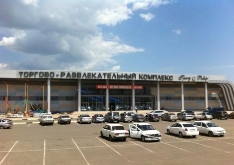 В Астрахани в ТРК «Гранд Ривер» произошло задымление