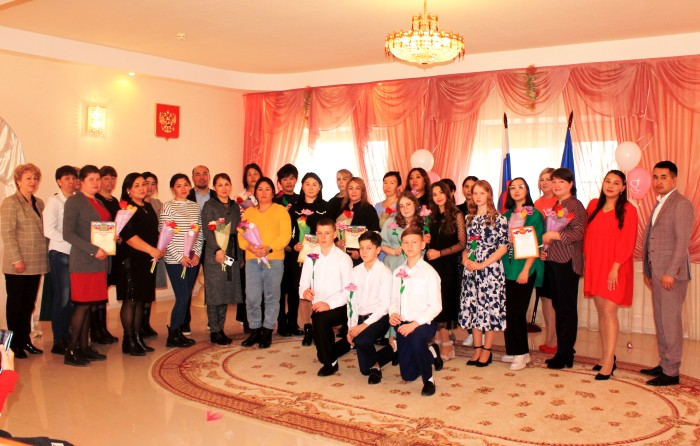 В Астраханской области чествовали многодетных мам 