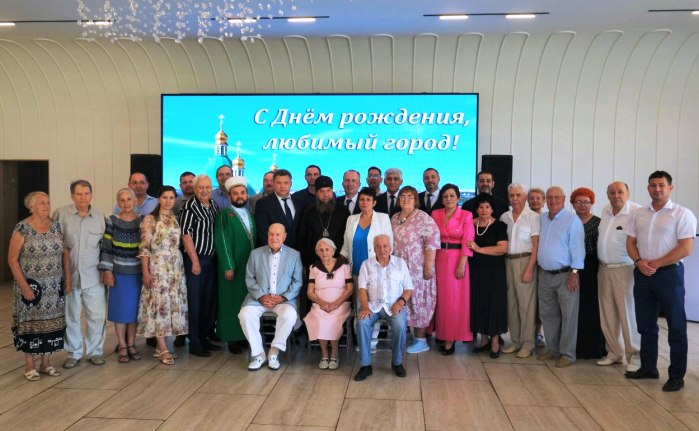 В этом году в Астрахани на 32 почетных гражданина и ветерана прибавилось