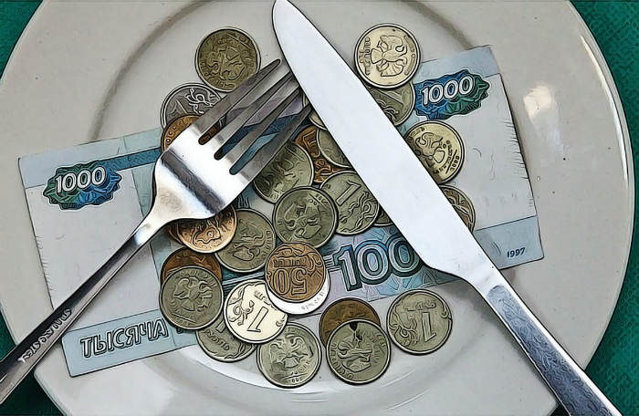 Прожиточный минимум для астраханцев вырос на 500 с лишним рублей