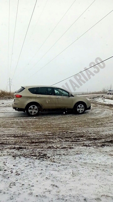 Из-за "ледяного" дождя в Астраханской области произошёл обрыв высоковольтной линии