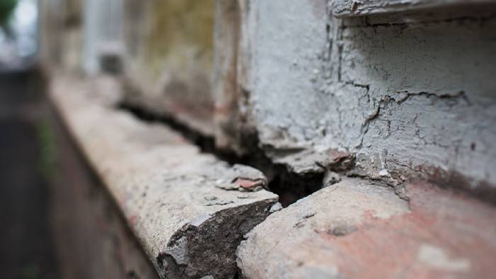 Администрация Ахтубинска не захотела вовремя выселить женщину с детьми из опасного дома