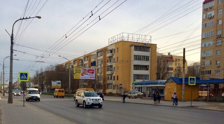 В Астрахани у ТЦ «Алимпик» появилась «зебра»