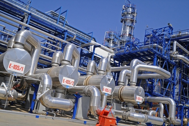 ООО «Газпром добыча Астрахань» запустило установку гидроочистки бензиновой фракции