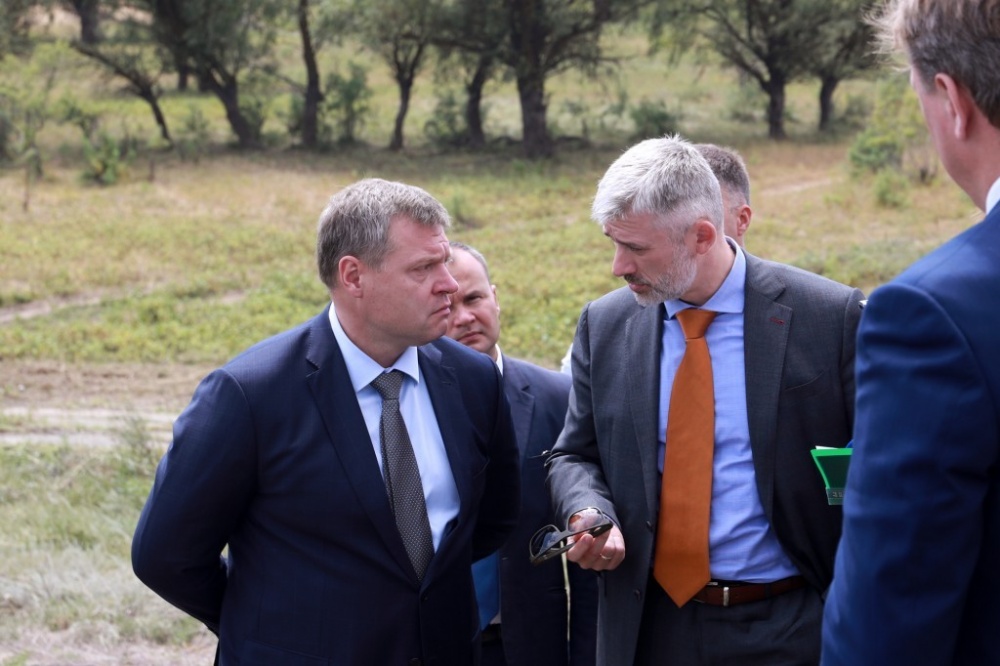 Министр транспорта РФ Евгений Дитрих пообещал дать денег на «астраханское безобразие»