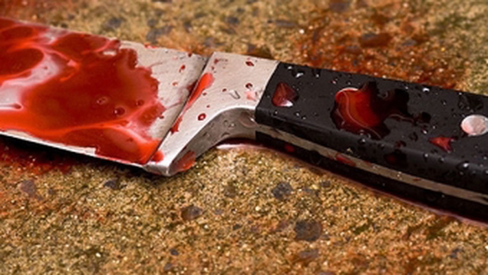 Астраханец ударил ножом случайного гостя, оставив истекать кровью