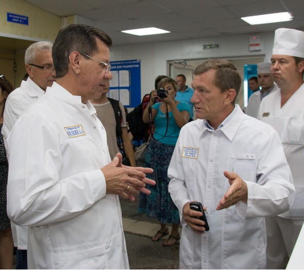 В Кировской больнице начнут строить хирургический центр и поликлинику европейского уровня