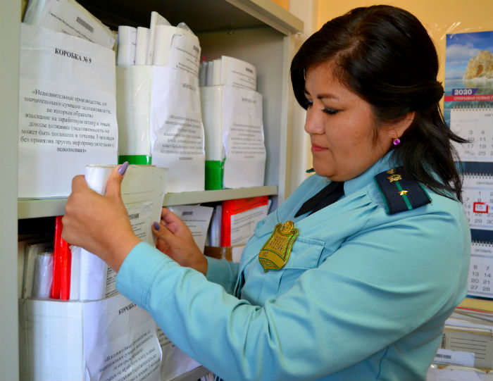 В Астрахани арестовали продуктовый магазин