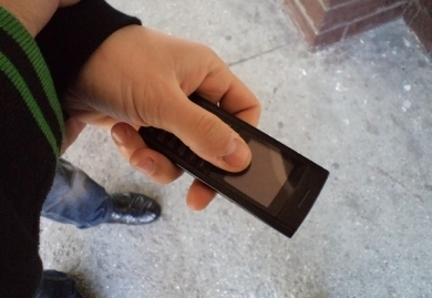 В Астрахани подросток украл у друга дорогой смартфон