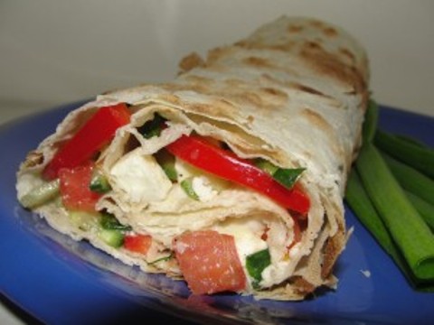 Предприниматель, по вине которого произошло массовое отравление шаурмой, приговорен к обязательным работам