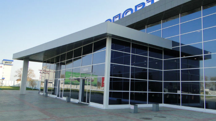 Астраханец умер, упав и ударившись головой в аэропорту