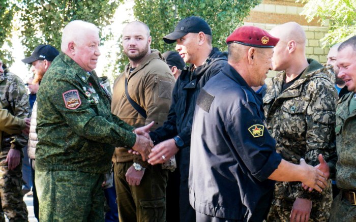 Новую группу мобилизованных астраханцев отправили в Волгоградскую и Ростовскую области