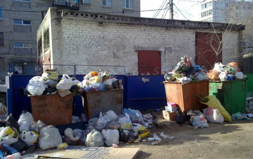 Астраханские власти дали регоператору по вывозу мусора второй шанс