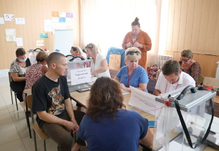 В Астраханской области проходит четвертый день голосования по референдуму